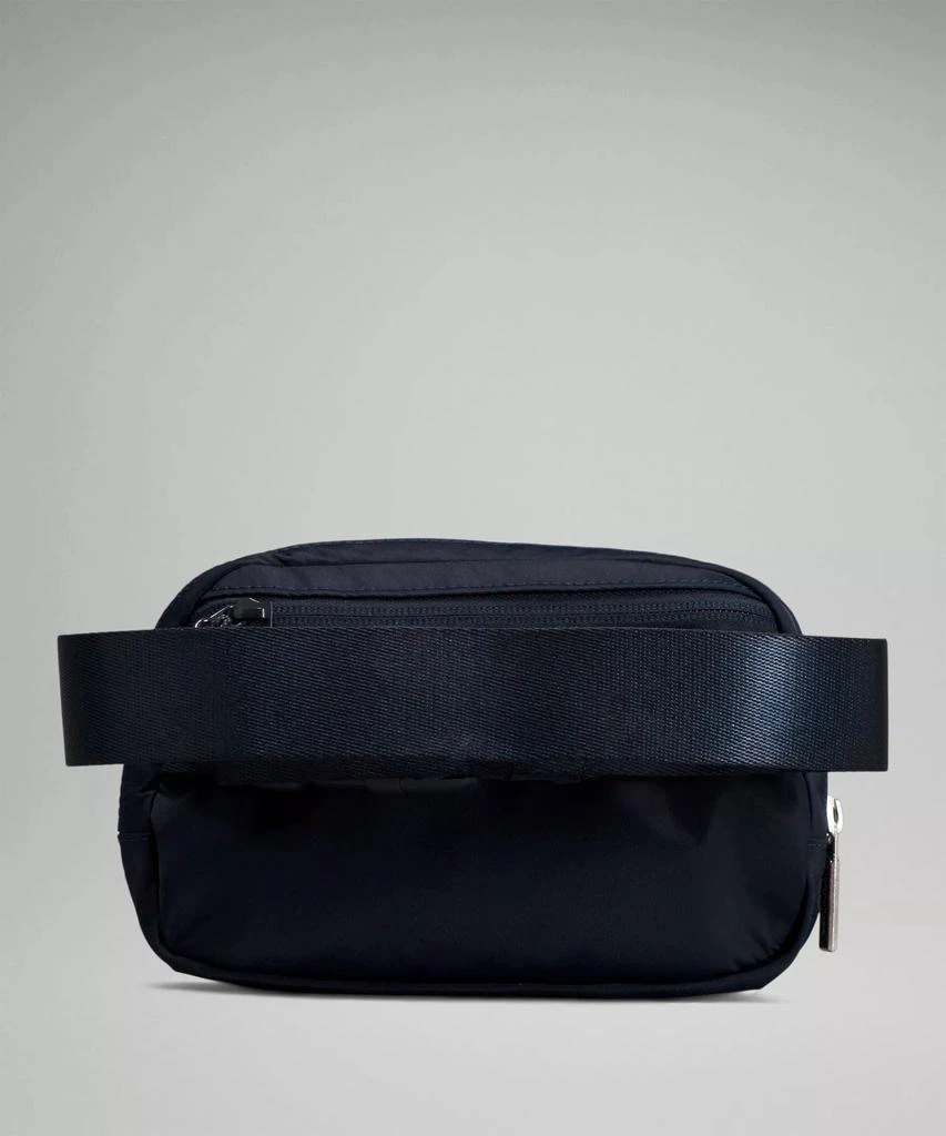 Everywhere Belt Bag 1L 商品