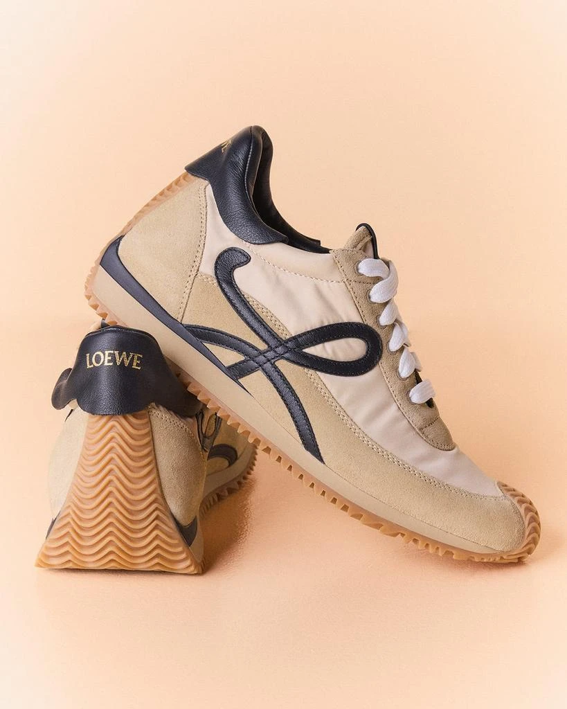 商品Loewe|Flow Runner Sneakers,价格¥6845,第2张图片详细描述