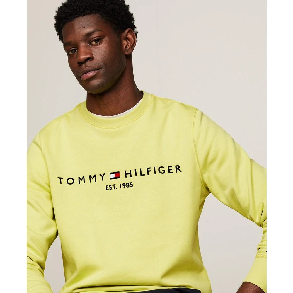 商品Tommy Hilfiger|Men's Embroidered Logo Fleece Sweatshirt,价格¥306,第3张图片详细描述