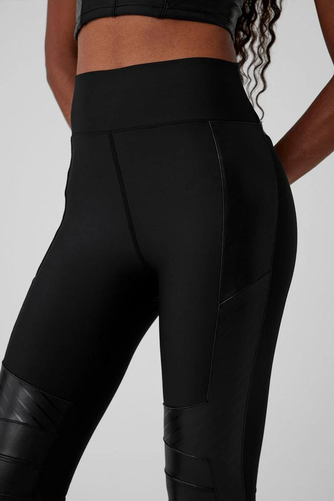 商品Alo|Airlift Winter Warm High-Waist Supermoto Legging - Black,价格¥739,第4张图片详细描述