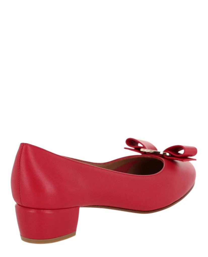 商品Salvatore Ferragamo|Vara Bow Leather Pumps,价格¥2795,第3张图片详细描述
