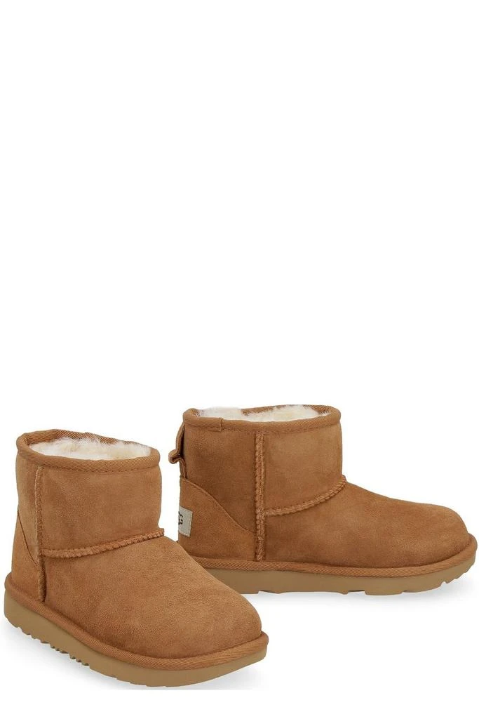 商品UGG|UGG Kids Classic Mini II Ankle Boots,价格¥653,第2张图片详细描述