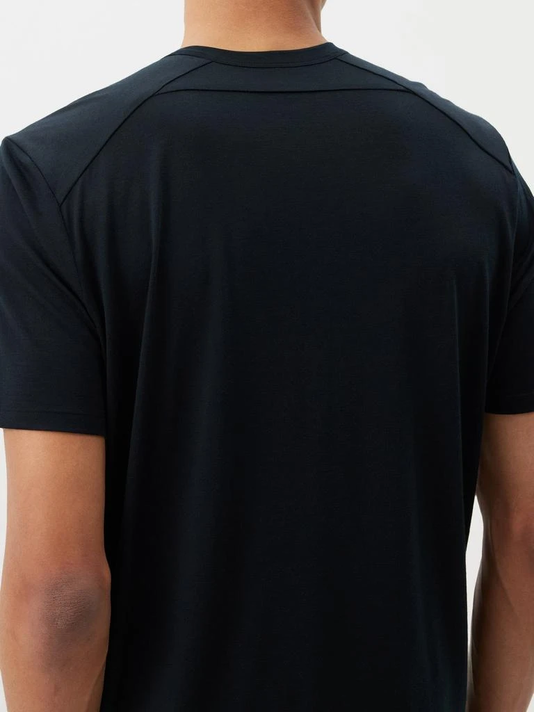 商品Veilance|Frame cotton-jersey T-shirt,价格¥1296,第3张图片详细描述