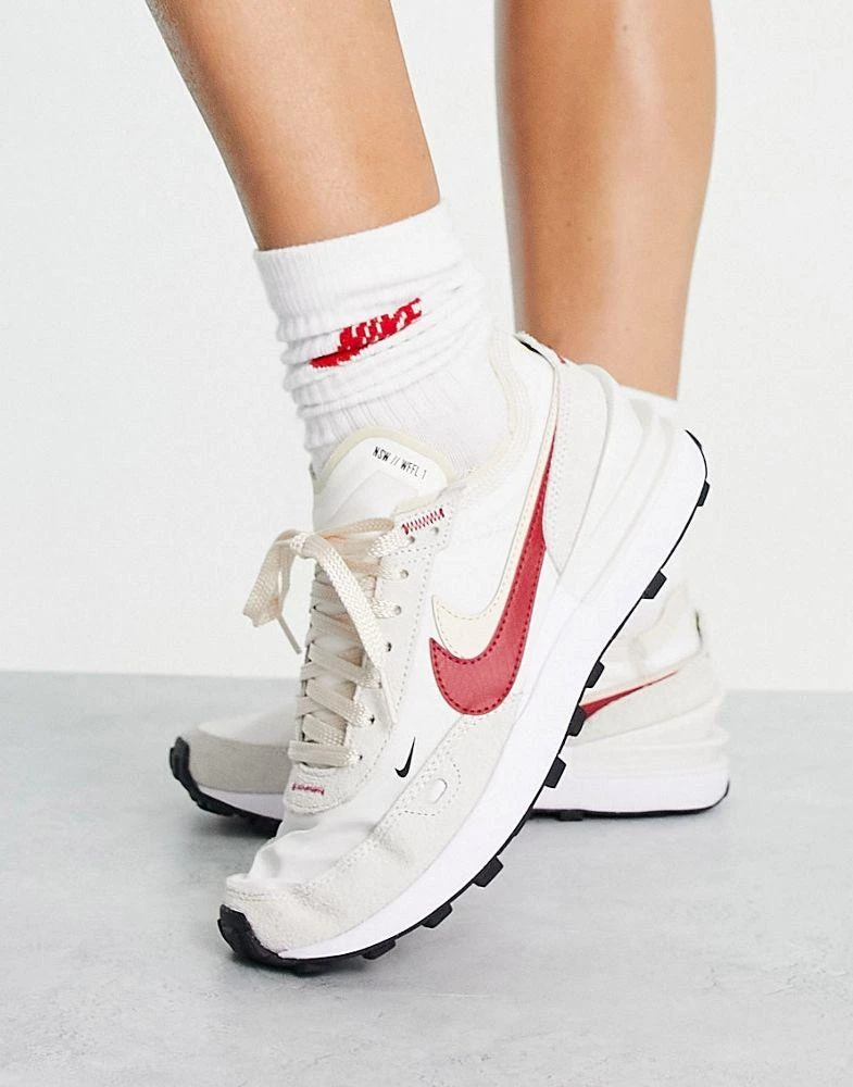 商品NIKE|Nike Waffle One SE trainers in cream and gym red.,价格¥700,第4张图片详细描述