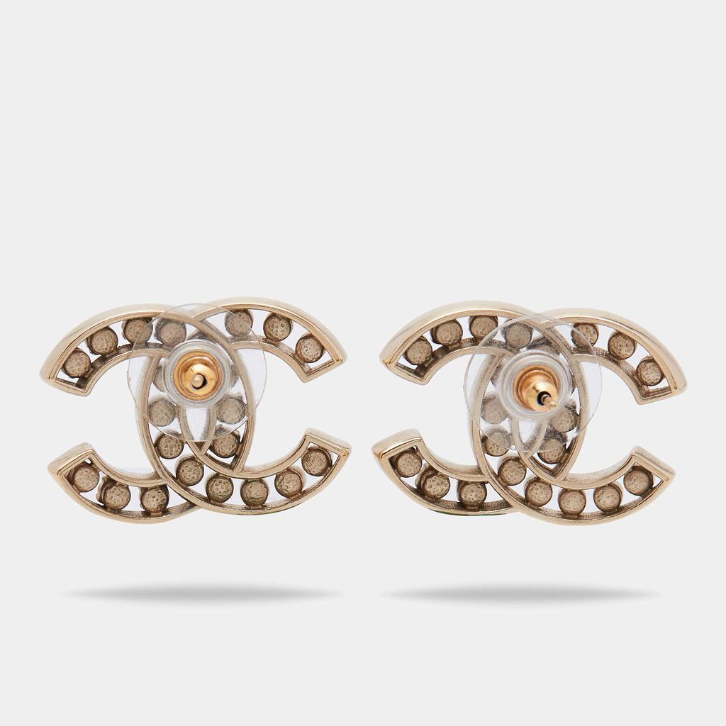 Chanel Gold Tone Faux Pearls & Crystals CC Stud Earrings商品第3张图片规格展示
