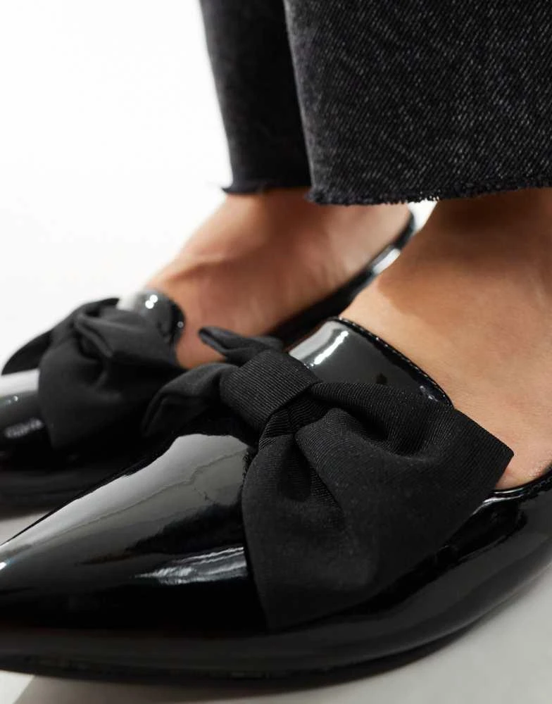 商品ASOS|ASOS DESIGN Wide Fit Lake bow pointed ballet flats in black,价格¥207,第3张图片详细描述