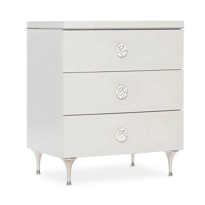 商品Bernhardt|Silhouette 3 Drawer Nightstand with Rose Hardware,价格¥10101,第2张图片详细描述