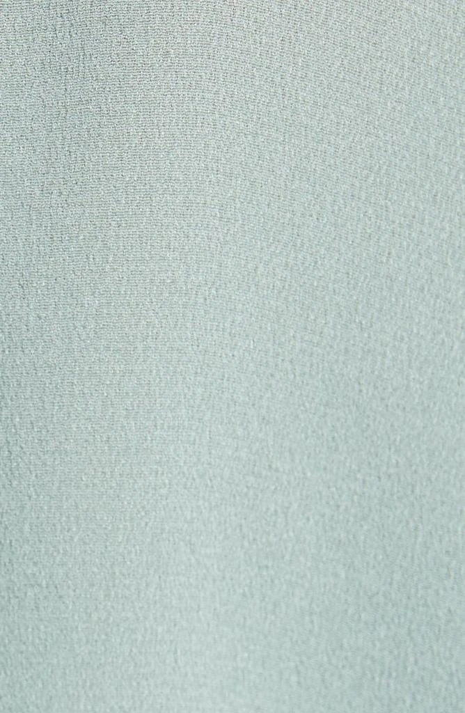Shirred Mock Neck Silk Top 商品