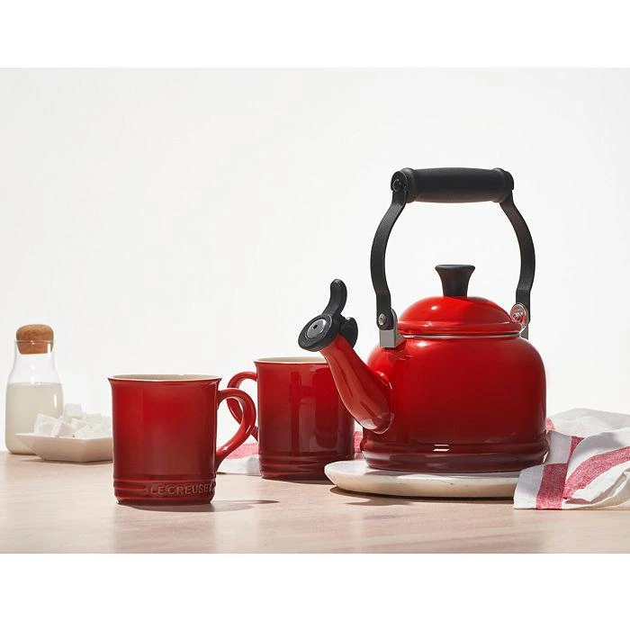 商品Le Creuset|Demi Whistling Tea Kettle, Red,价格¥502,第2张图片详细描述