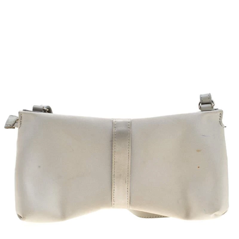 商品[二手商品] Salvatore Ferragamo|Salvatore Ferragamo Silver Satin and Leather Bow Crossbody Bag,价格¥805,第4张图片详细描述