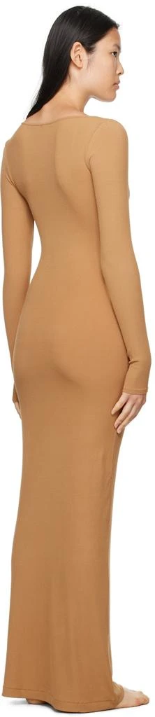 商品SKIMS|黄褐色 Soft Lounge 长袖连衣裙,价格¥808,第3张图片详细描述