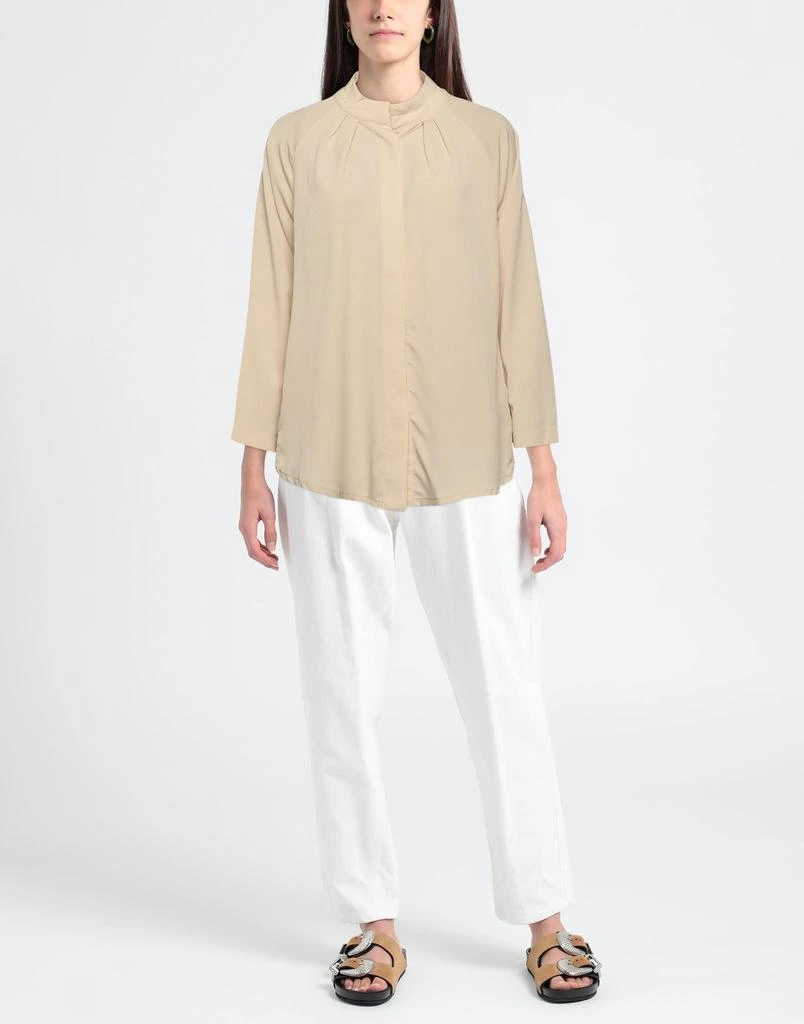 商品ALPHA STUDIO|Solid color shirts & blouses,价格¥584,第2张图片详细描述