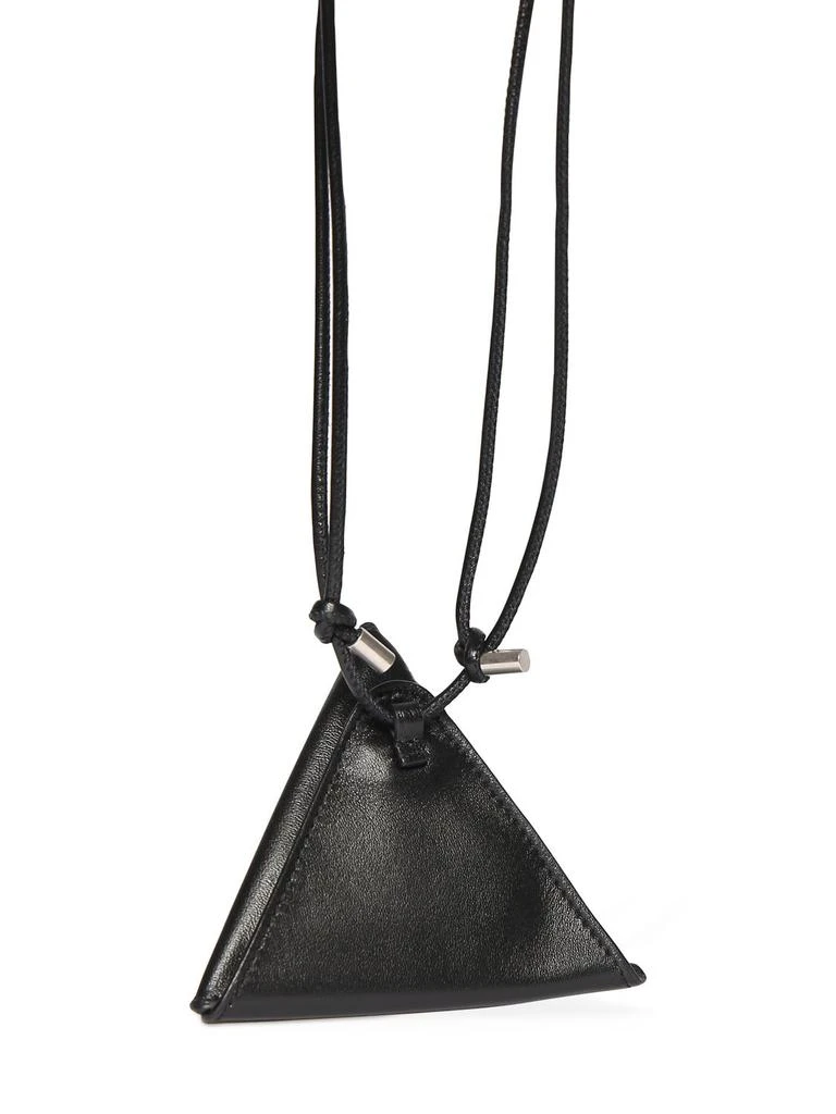商品Yves Saint Laurent|Logo Leather Triangle Coin Purse,价格¥2883,第1张图片