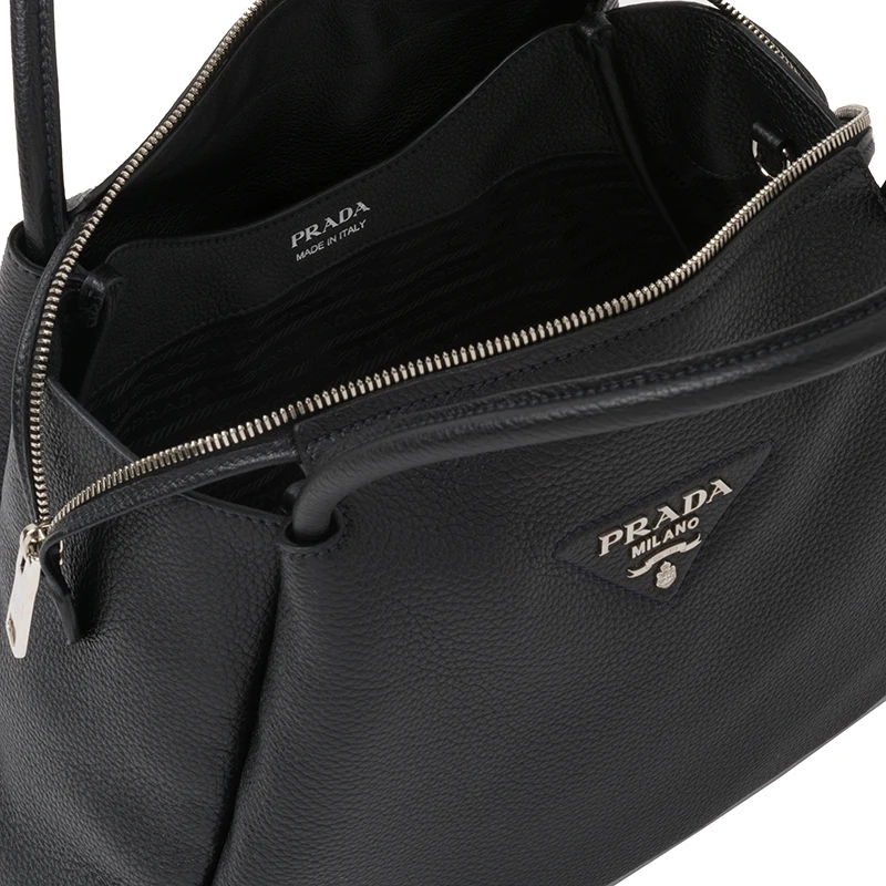 PRADA/普拉达 22春夏新款 女士黑色皮革饰有三角徽标配织物肩带拉链开合单肩斜跨手提包1BC170_2DKV_F0002_V_3OO 商品