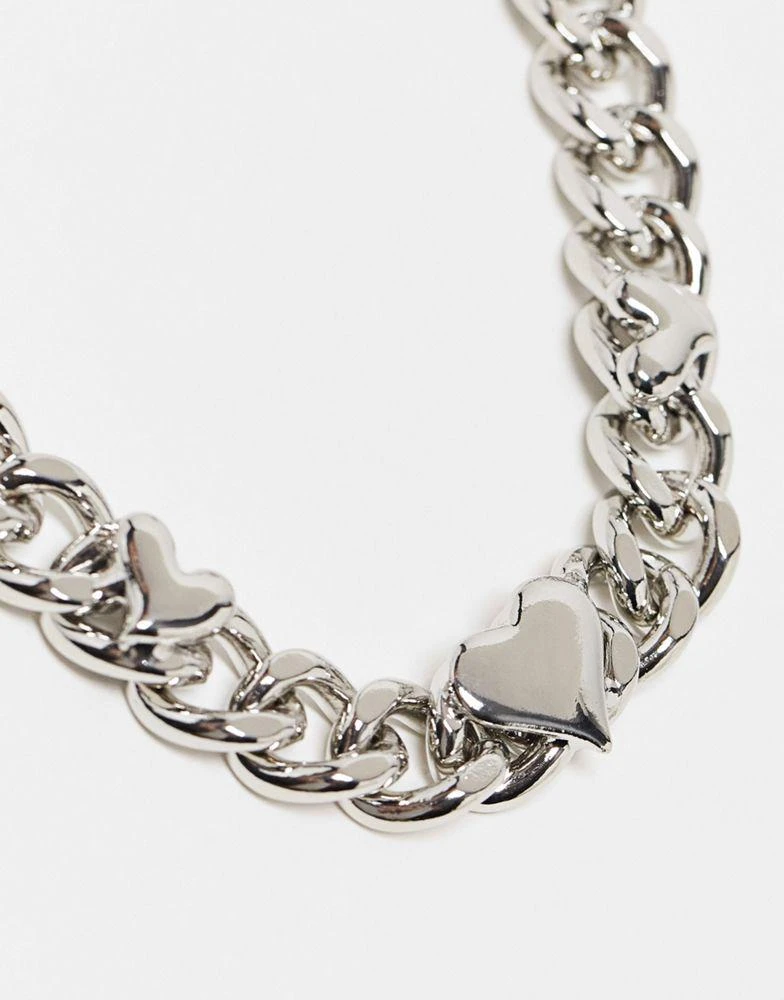 商品Reclaimed Vintage|Reclaimed Vintage unisex ultimate chunky heart chain necklace in silver,价格¥126,第4张图片详细描述