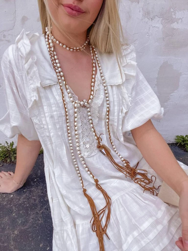 商品Tess & Tomy|Classic Boho Small Pearl Necklace (Extra-Long) in White,价格¥1551,第2张图片详细描述