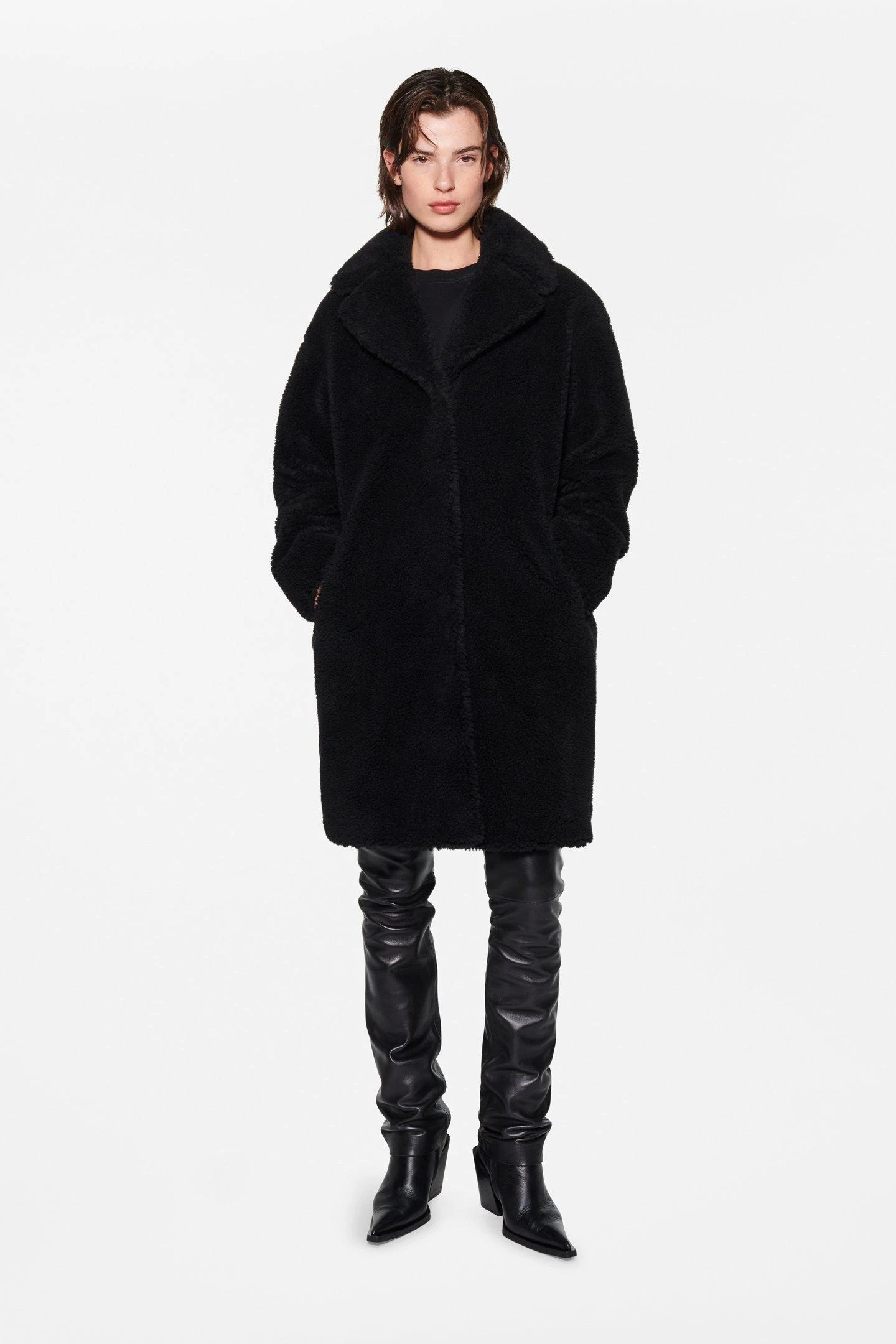 商品【商品预售7天】 STAND STUDIO|STAND STUDIO 女士外套 61303904089900 黑色,价格¥2249,第4张图片详细描述