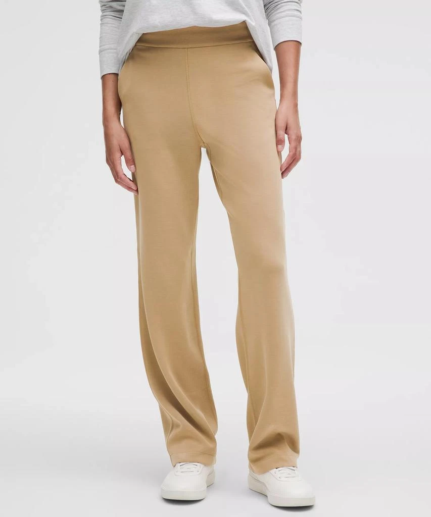 Softstreme High-Rise Straight-Leg Pant *Regular 商品