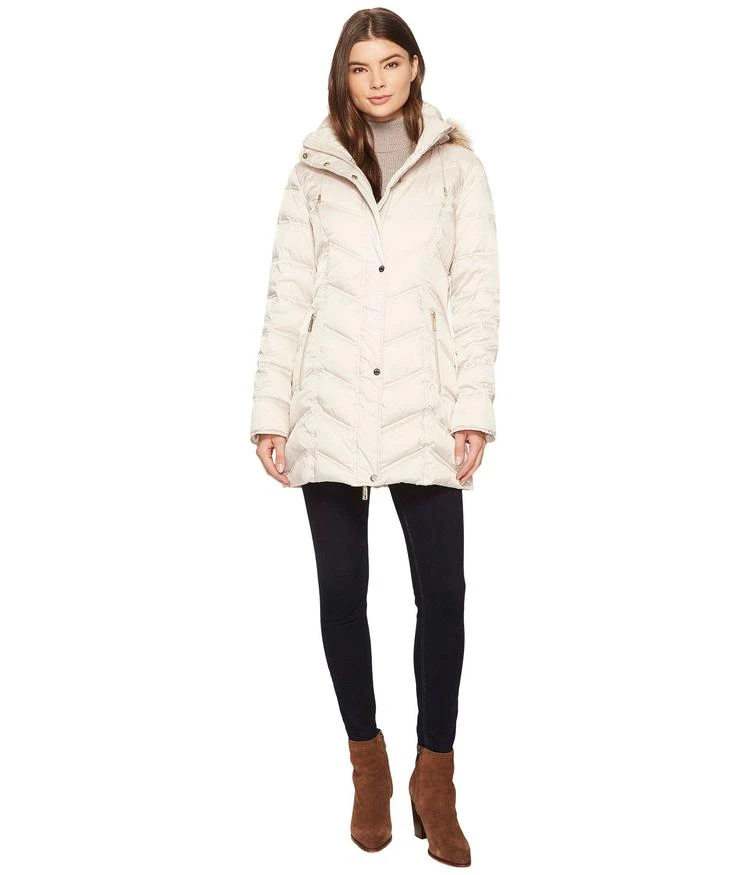 商品Kenneth Cole|Chevron Quilted Coat with Fur Hood,价格¥1400,第1张图片