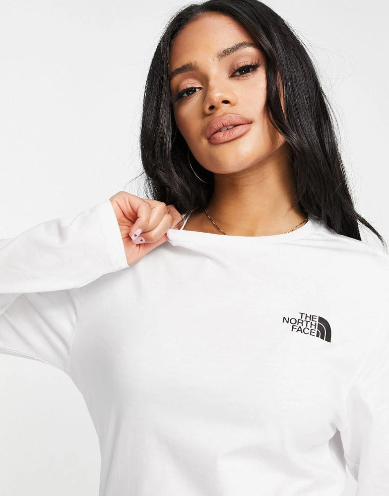 商品The North Face|The North Face Vertical NSE long sleeve t-shirt in white Exclusive at ASOS,价格¥234,第4张图片详细描述