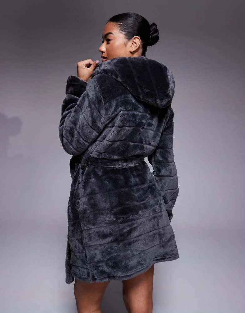 商品Boux Avenue|Boux Avenue stripe cut short robe in charcoal black,价格¥509,第3张图片详细描述