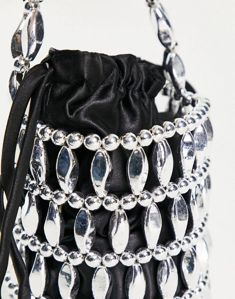 商品ASOS|ASOS DESIGN beaded bucket grab bag in silver,价格¥304,第3张图片详细描述