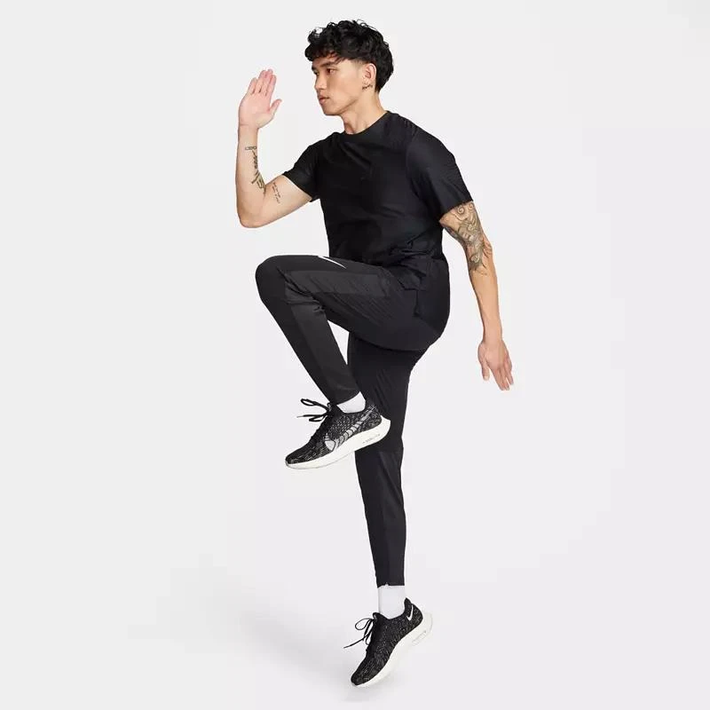 商品NIKE|Nike Men's Dri-FIT ADV A.P.S. Versatile T-Shirt,价格¥413,第2张图片详细描述