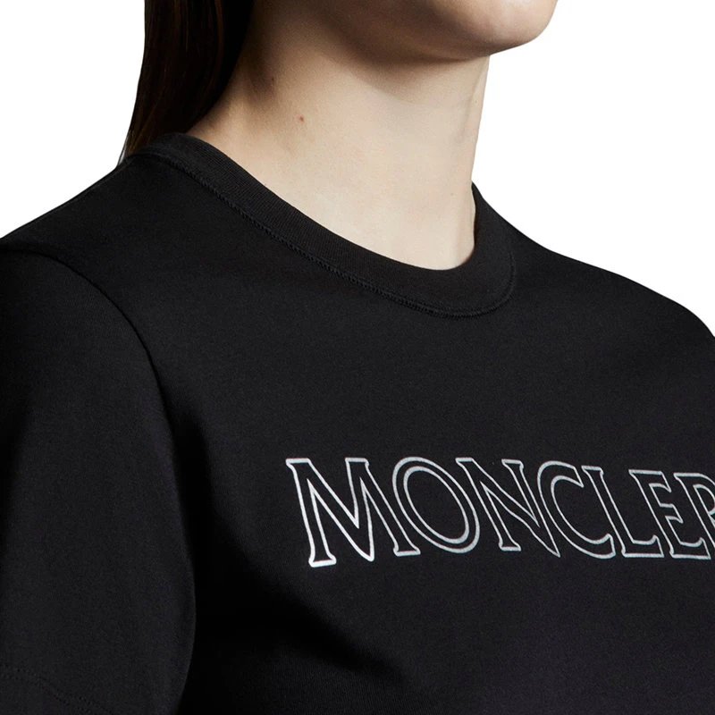 商品Moncler|【预售3-7天】Moncler/蒙克莱 22年秋冬新款 女士黑色纯棉印花层压徽标短袖T恤H10938C00013829FB999,价格¥1764,第5张图片详细描述