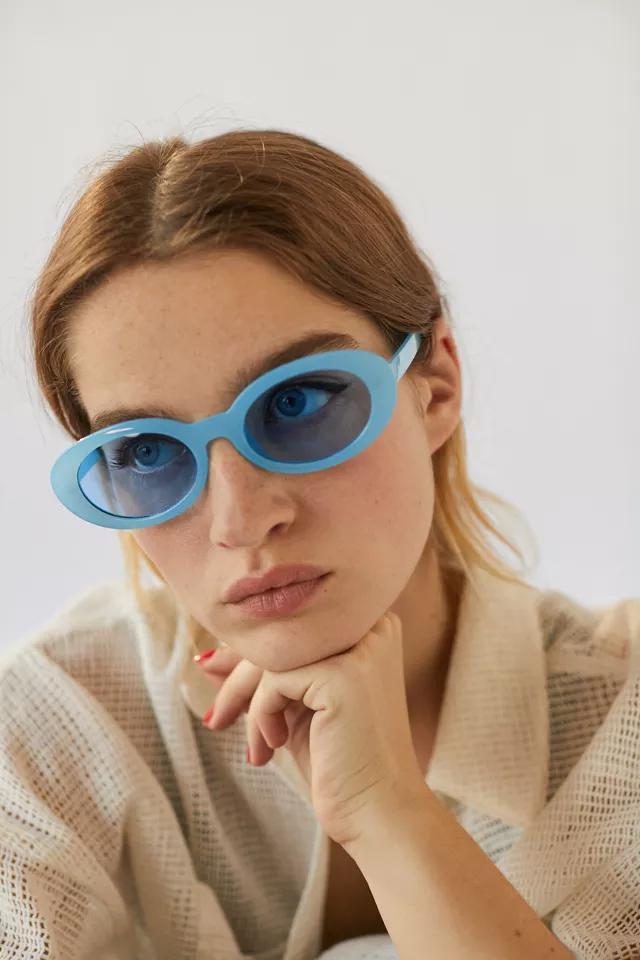 商品Urban Outfitters|Tabby Plastic Oval Sunglasses,价格¥74,第1张图片