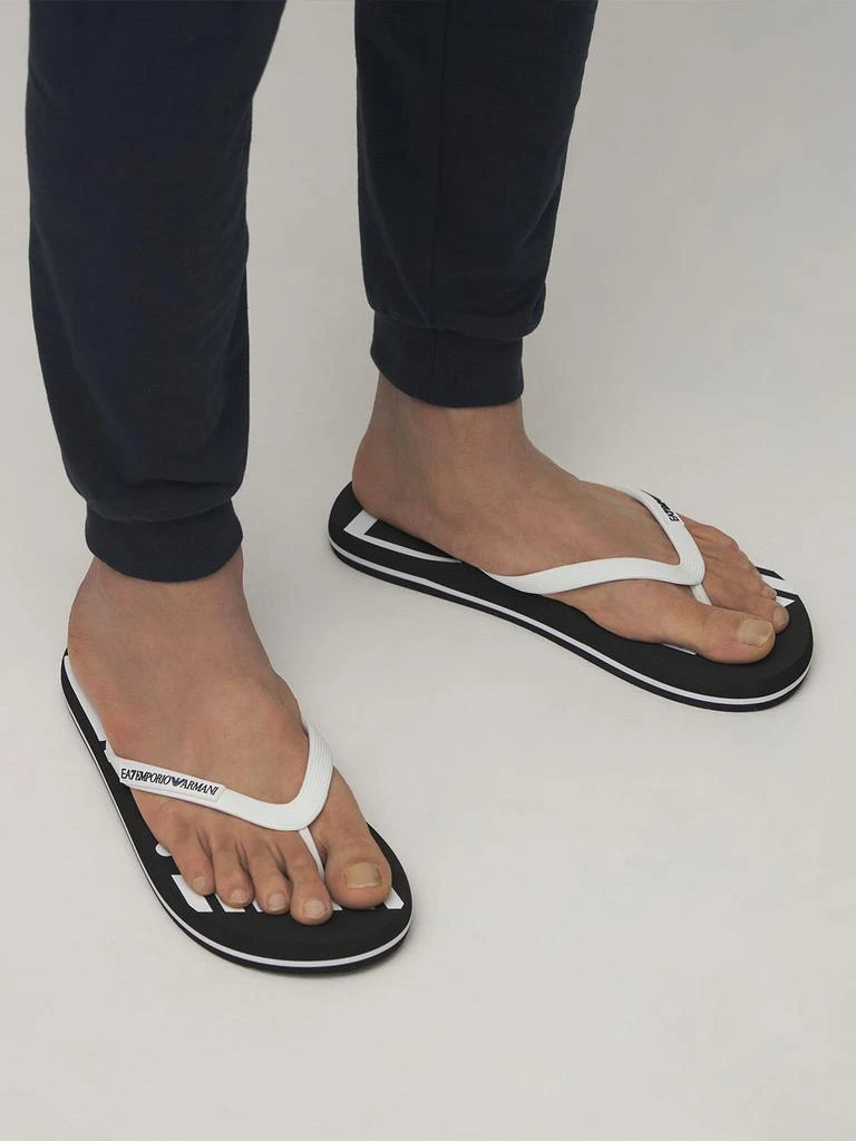 商品Emporio Armani|Logo Rubber Flip Flops,价格¥138,第1张图片详细描述