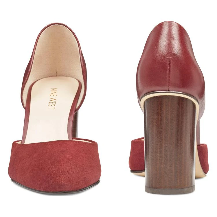 Charles d'Orsay Pumps 商品