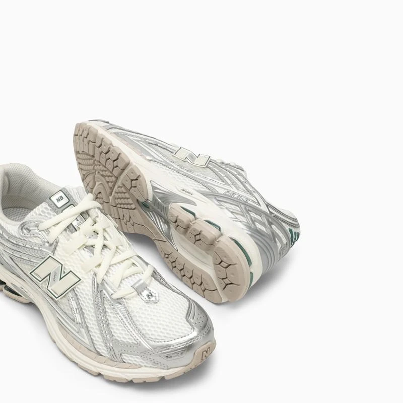 1906D silver/white trainer 商品