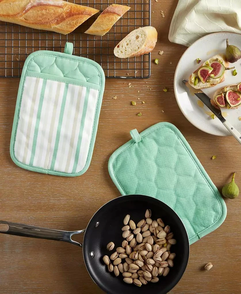 商品Martha Stewart|Daisy Stripe Pot Holder 7" x 10" 2 Pk,价格¥244,第2张图片详细描述