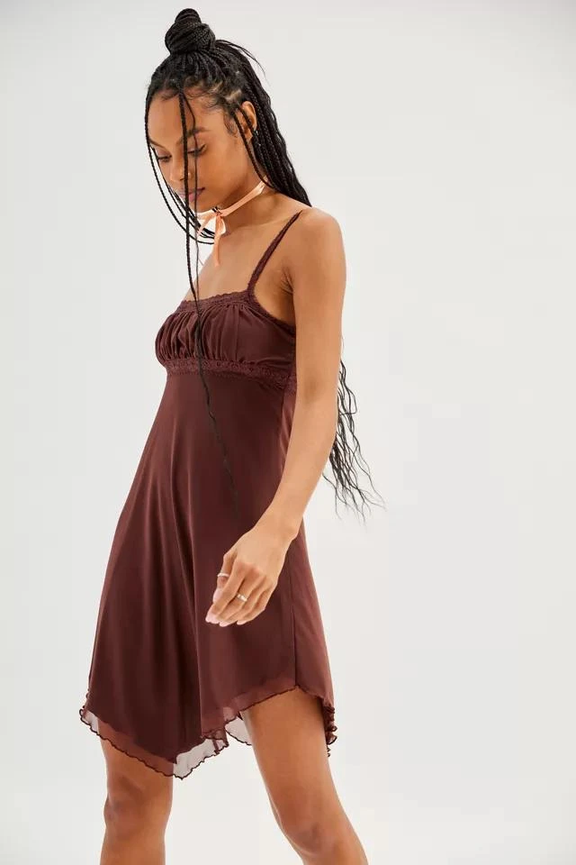 商品Urban Outfitters|UO Nikita Embroidered Hanky Hem Mini Dress,价格¥305,第5张图片详细描述