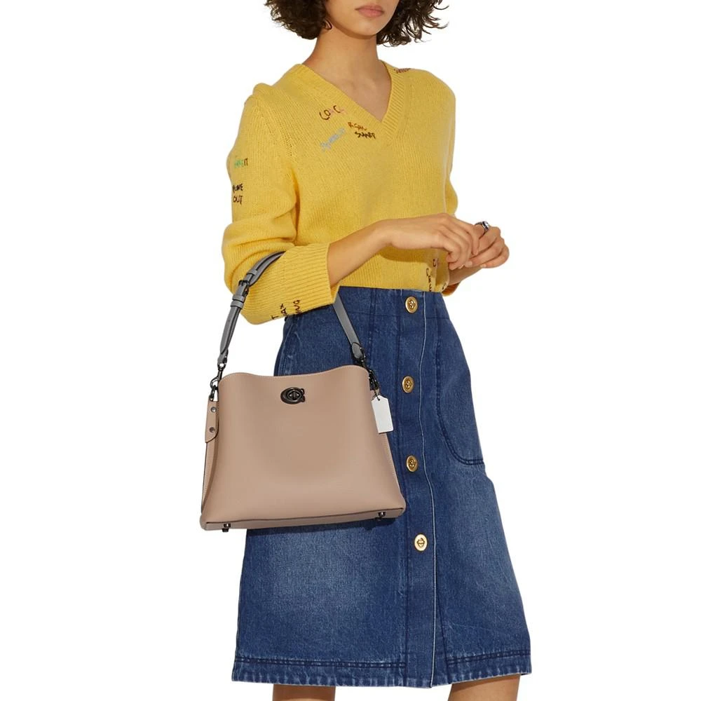 商品Coach|Pebble Leather Willow Shoulder Bag with Convertible Straps,价格¥2967,第5张图片详细描述