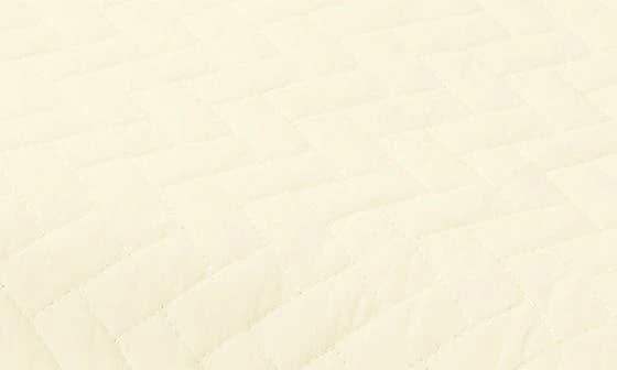 All Season Herringbone Stitch Down Alternative Quilt & Sham Set 商品