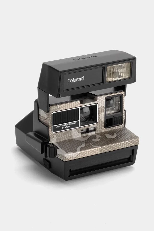 商品Polaroid|Polaroid Honeycomb Vintage 600 Instant Camera Refurbished by Retrospekt,价格¥1192,第1张图片