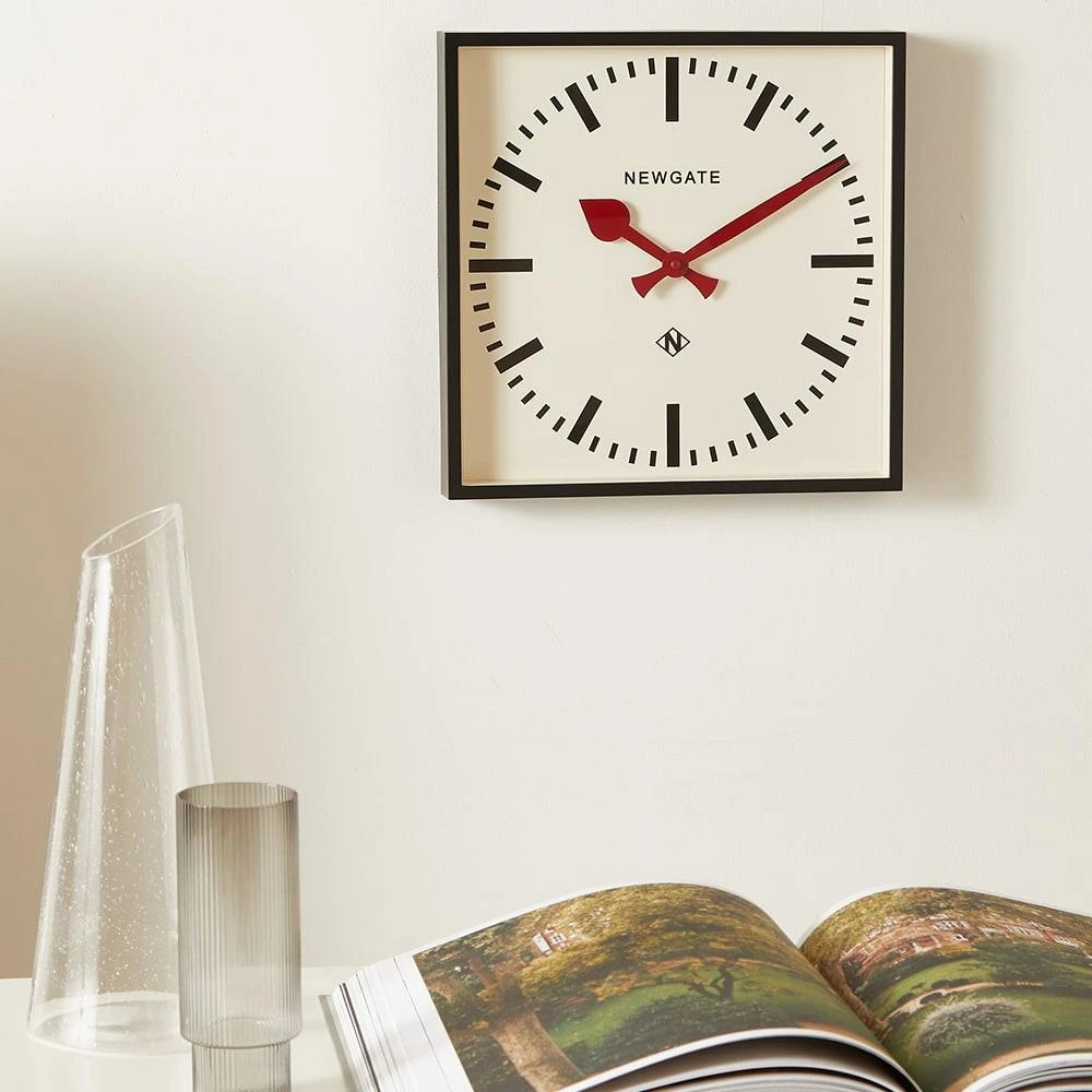 商品Newgate Clocks|Newgate Clocks Number Five Railway Wall Clock,价格¥552,第4张图片详细描述