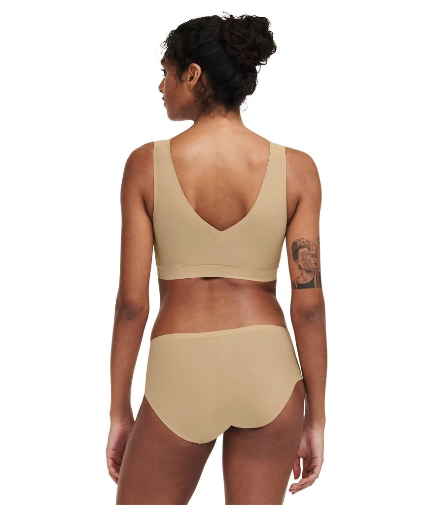 商品Chantelle|Softstretch Padded V-neck Bra Top,价格¥506,第3张图片详细描述
