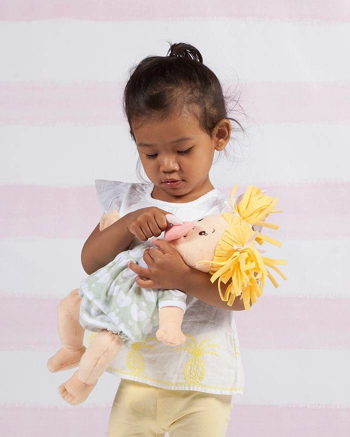 商品Manhattan Toy|Baby Stella Blonde Hair Soft Nurturing First Baby Doll - Ages 12 Months+,价格¥321,第2张图片详细描述