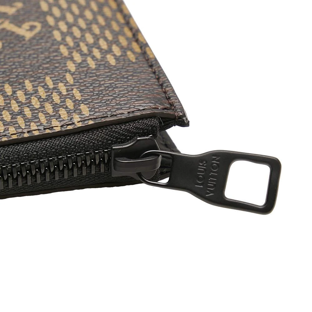 Louis Vuitton Brown Damier Ebene Nigo Bear Clutch Bag 商品