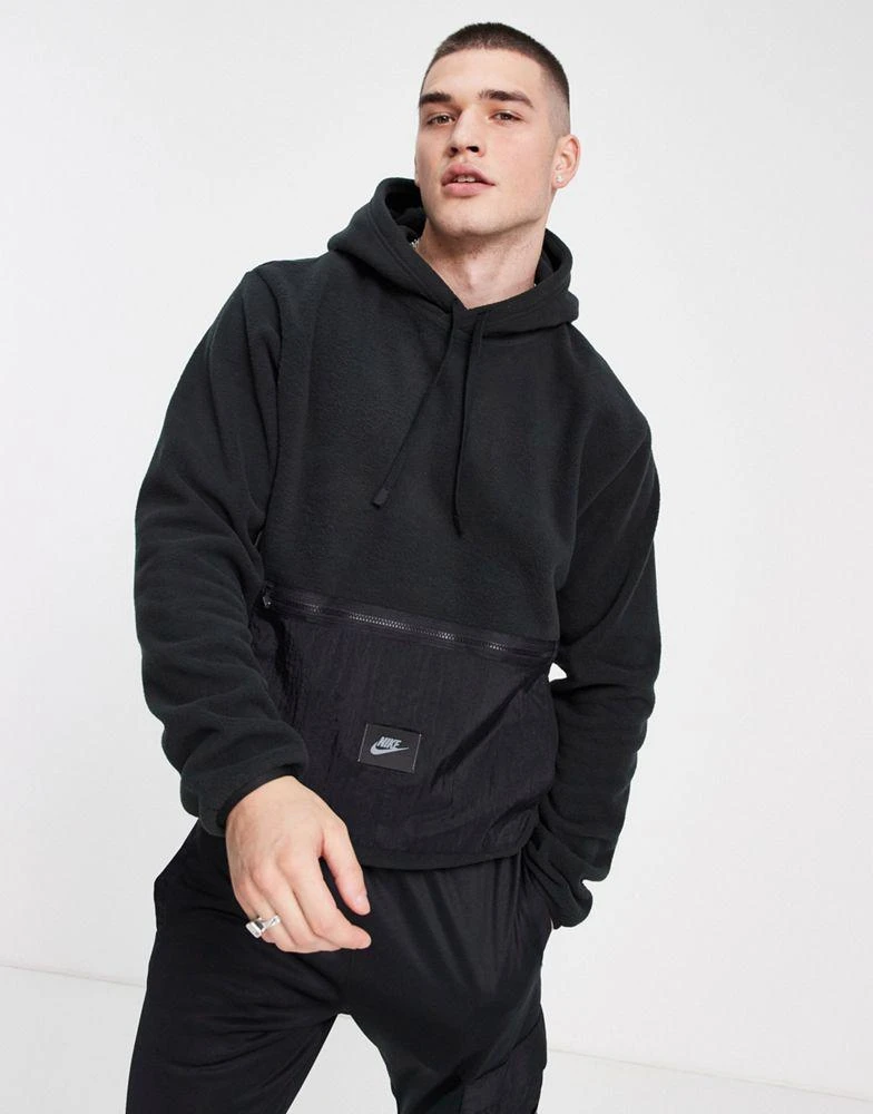 商品NIKE|Nike Sport Utility hoodie with woven pocket in black,价格¥407,第1张图片