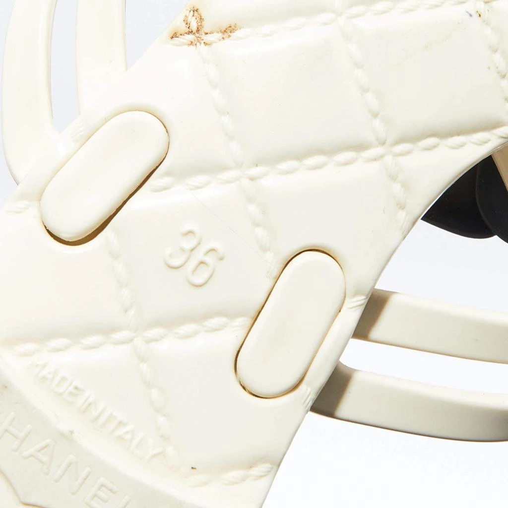Chanel Cream Rubber Camellia Flower Thong Flats Size 36 商品