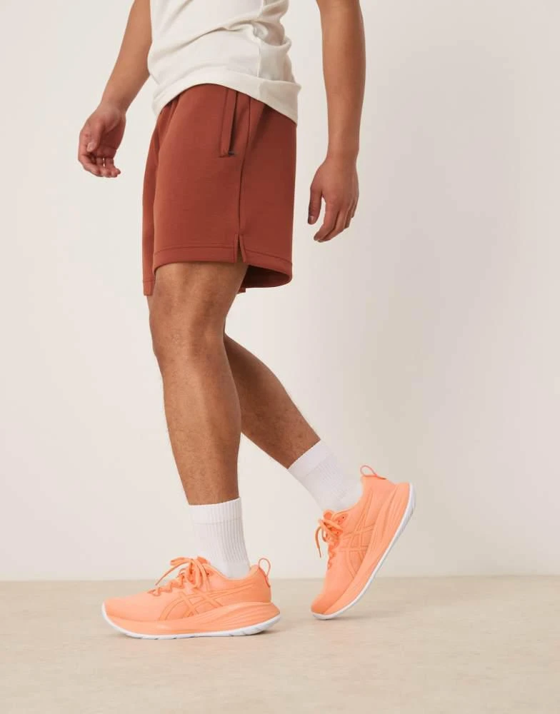 商品Asics|Asics Gel-Cumulus 27 lite-show running trainers in lite-show and mojave,价格¥1440,第3张图片详细描述
