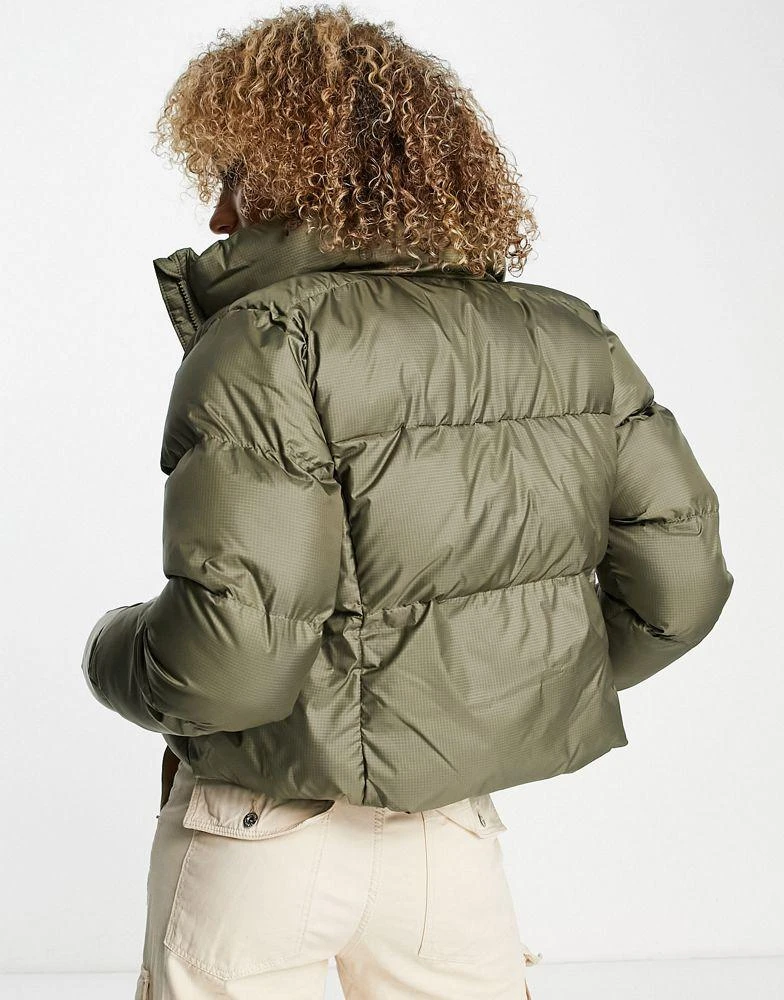 商品Columbia|Columbia Puffect cropped puffer jacket in khaki Exclusive at ASOS,价格¥646,第3张图片详细描述