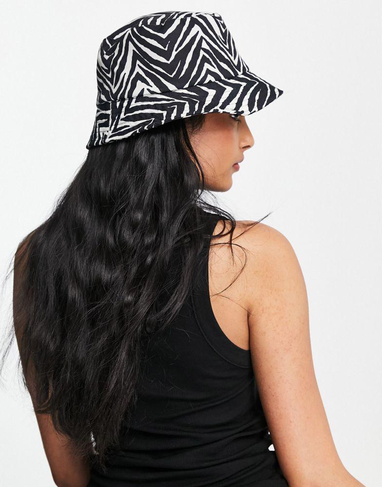 Topshop zebra print bucket hat商品第4张图片规格展示