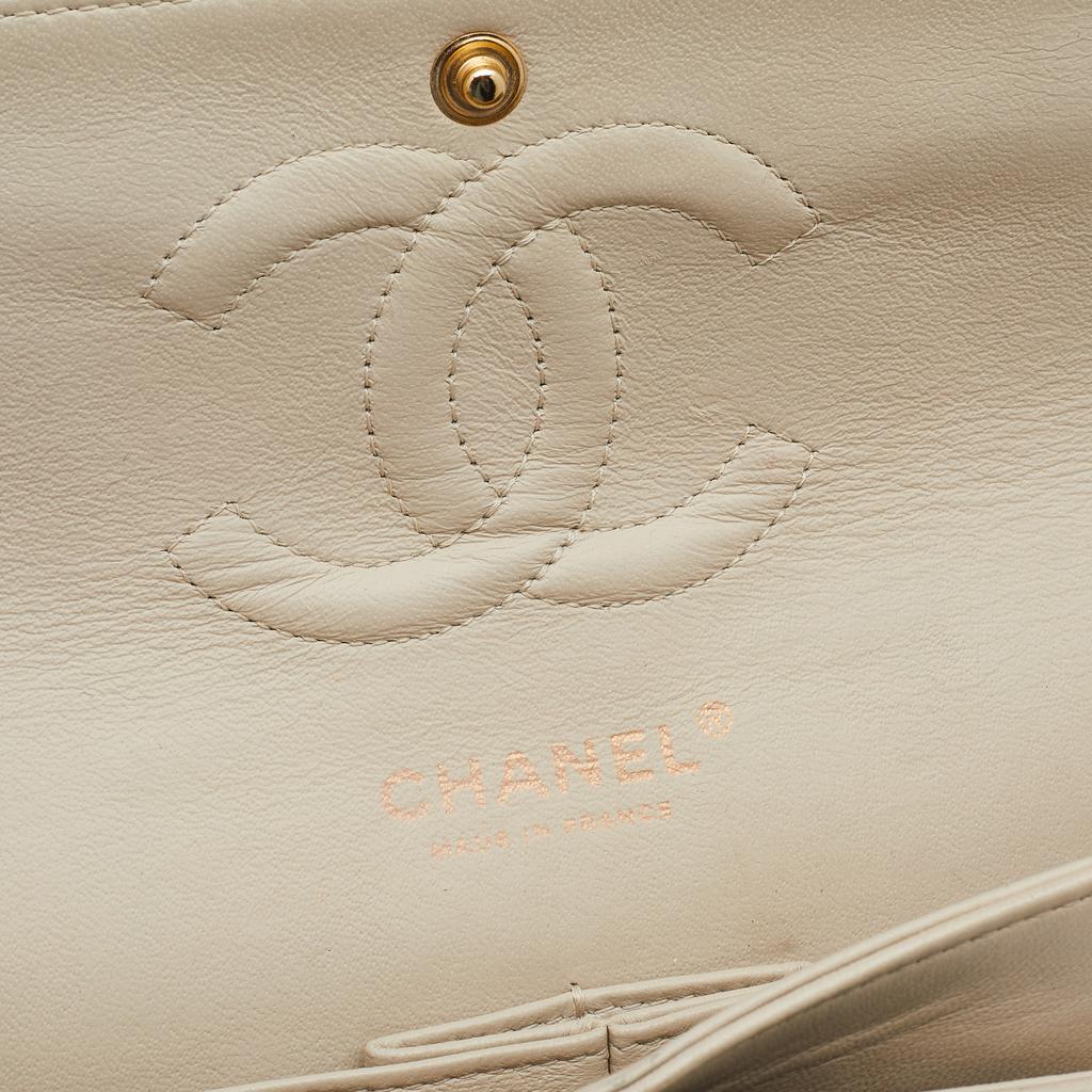 Chanel Cream Quilted Leather Medium Classic Double Flap Bag商品第9张图片规格展示