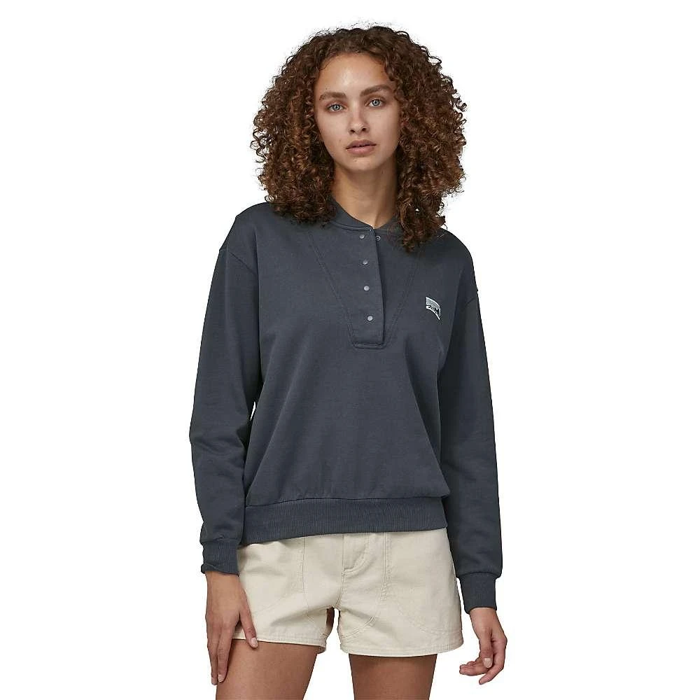 商品Patagonia|Patagonia Women's Regenerative Organic Certified Cotton Essential Snap Sweatshirt,价格¥489,第4张图片详细描述