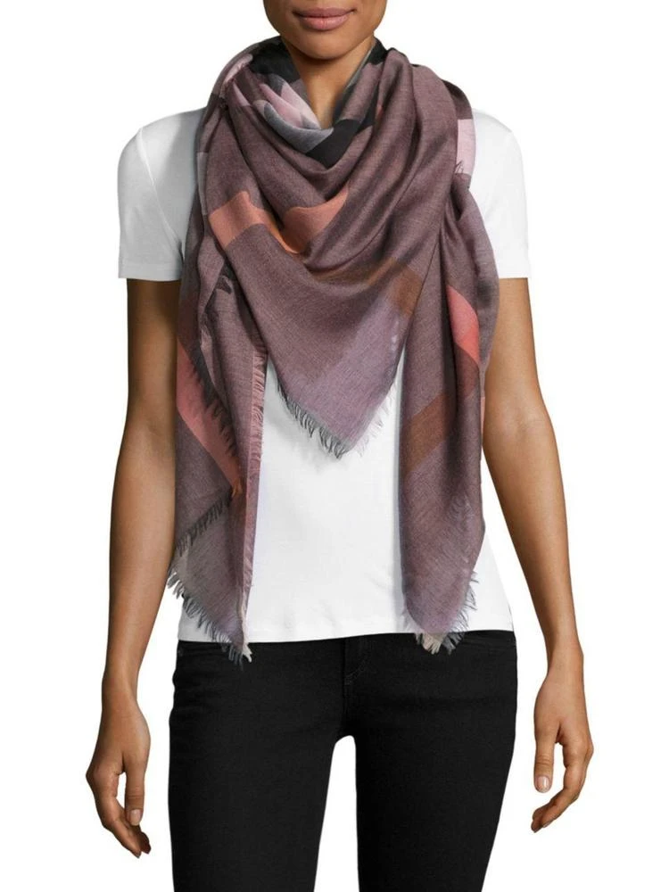 商品Burberry|Relaxed Mega Check Silk Scarf,价格¥2189,第1张图片