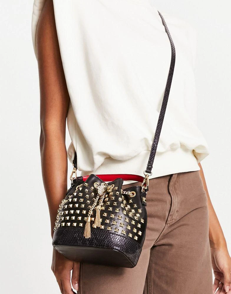 商品ALDO|ALDO Elbentariel bucket bag with studs in black,价格¥801,第1张图片